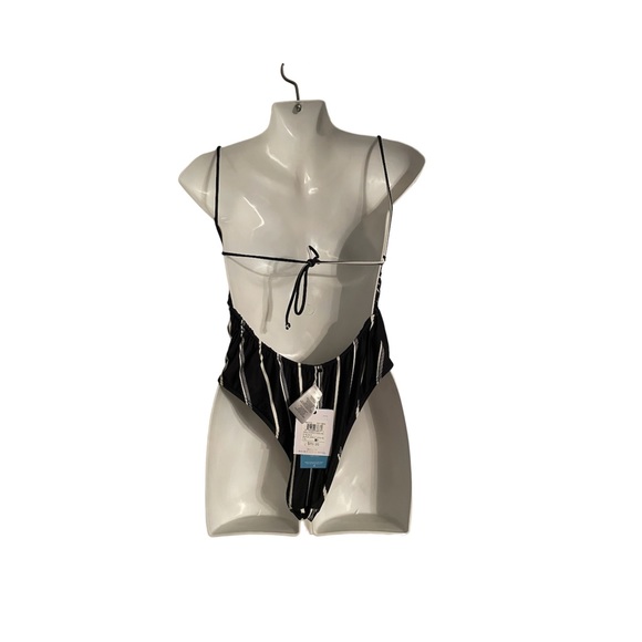 O’Neill Stripe Pismo One Piece Womens Swimsuit - Picture 3 of 8